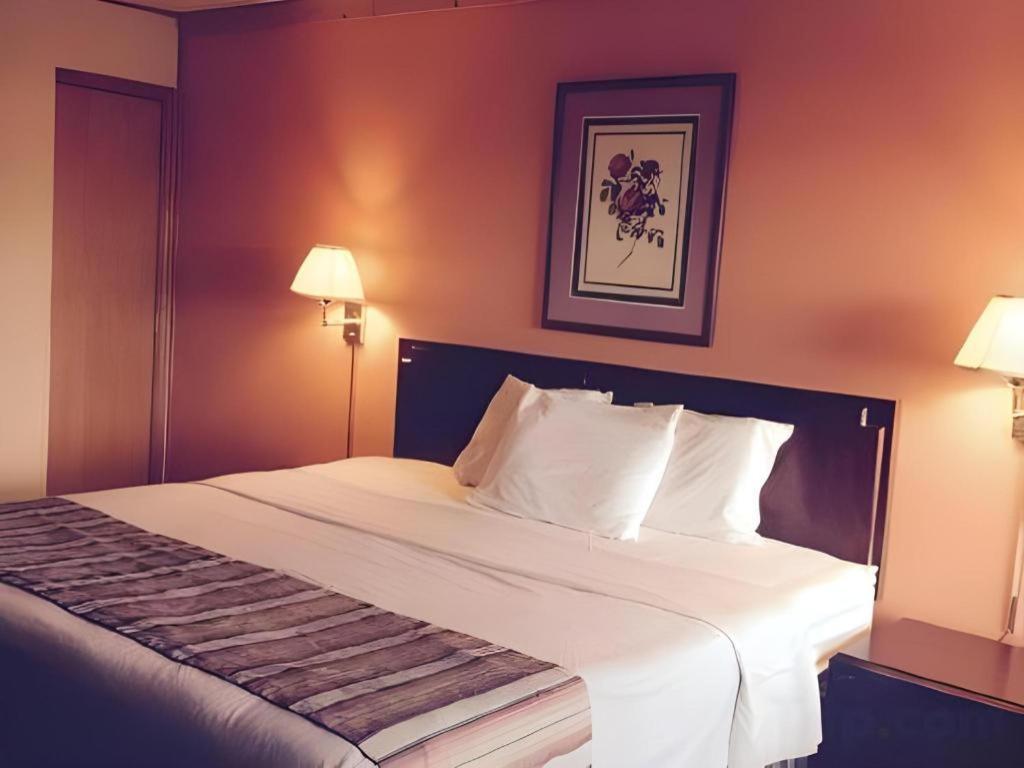 Americas Best Value Inn & Suites Macon At Sunset Dr Екстериор снимка