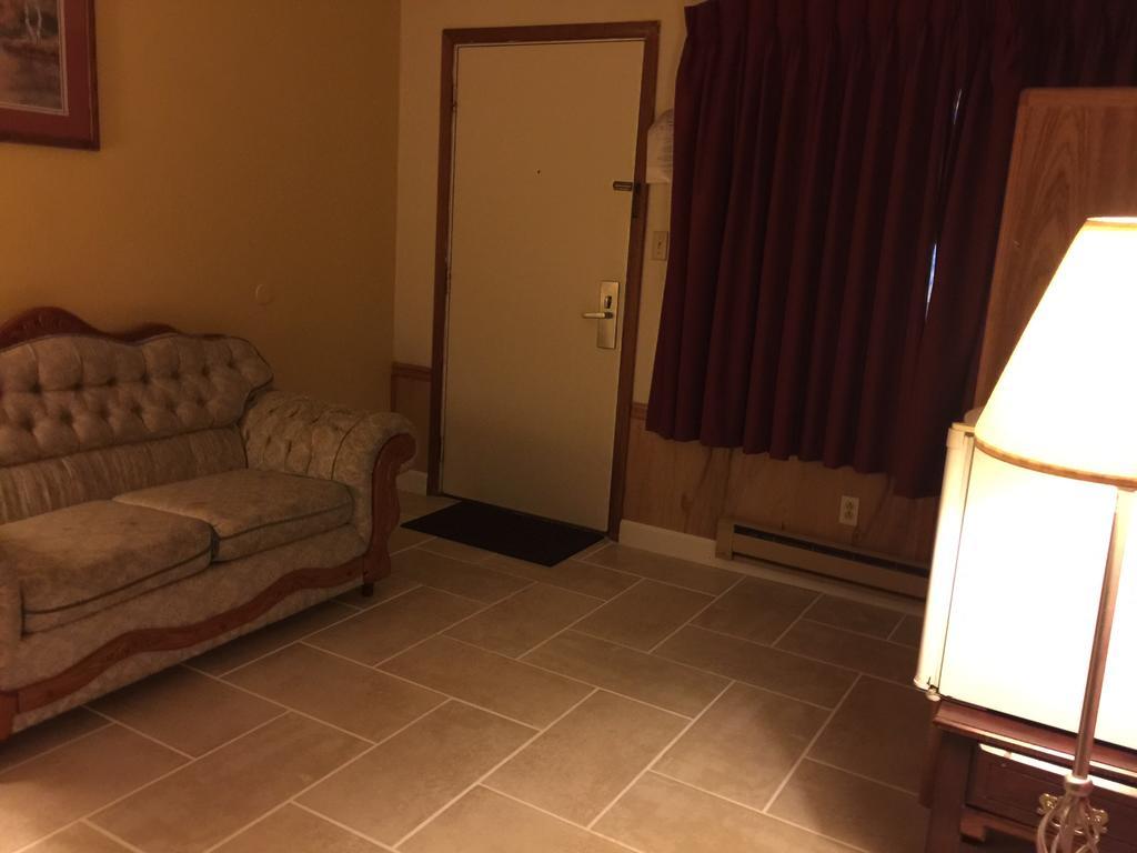 Americas Best Value Inn & Suites Macon At Sunset Dr Екстериор снимка