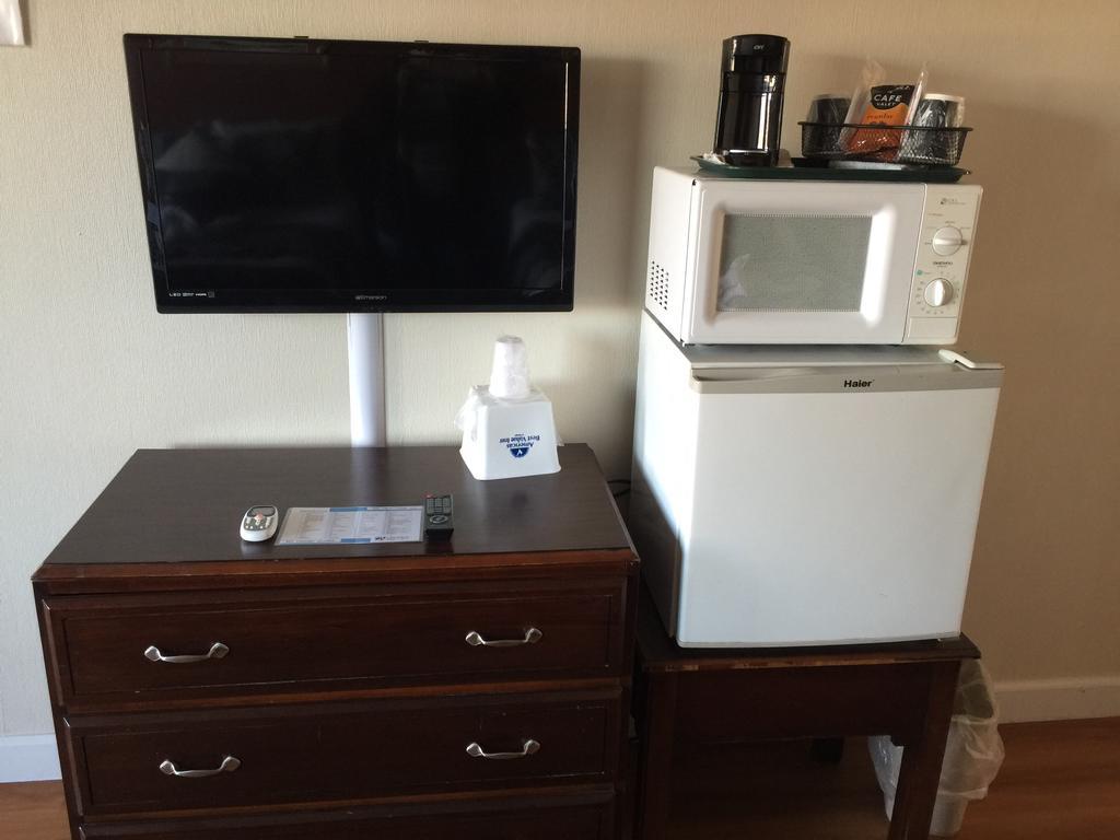 Americas Best Value Inn & Suites Macon At Sunset Dr Стая снимка