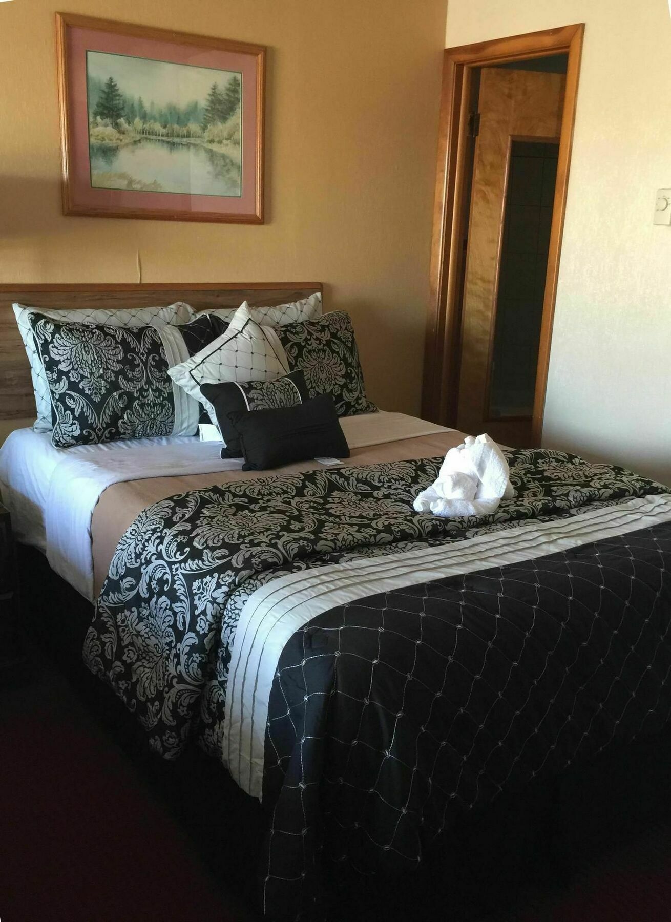 Americas Best Value Inn & Suites Macon At Sunset Dr Екстериор снимка